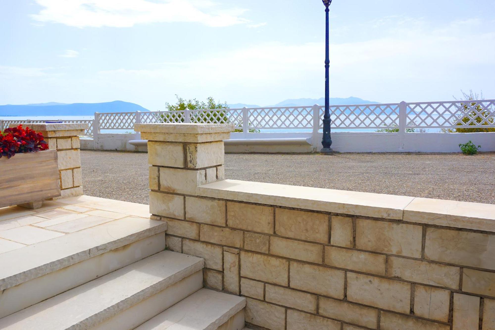 Apartment Ionian Blue