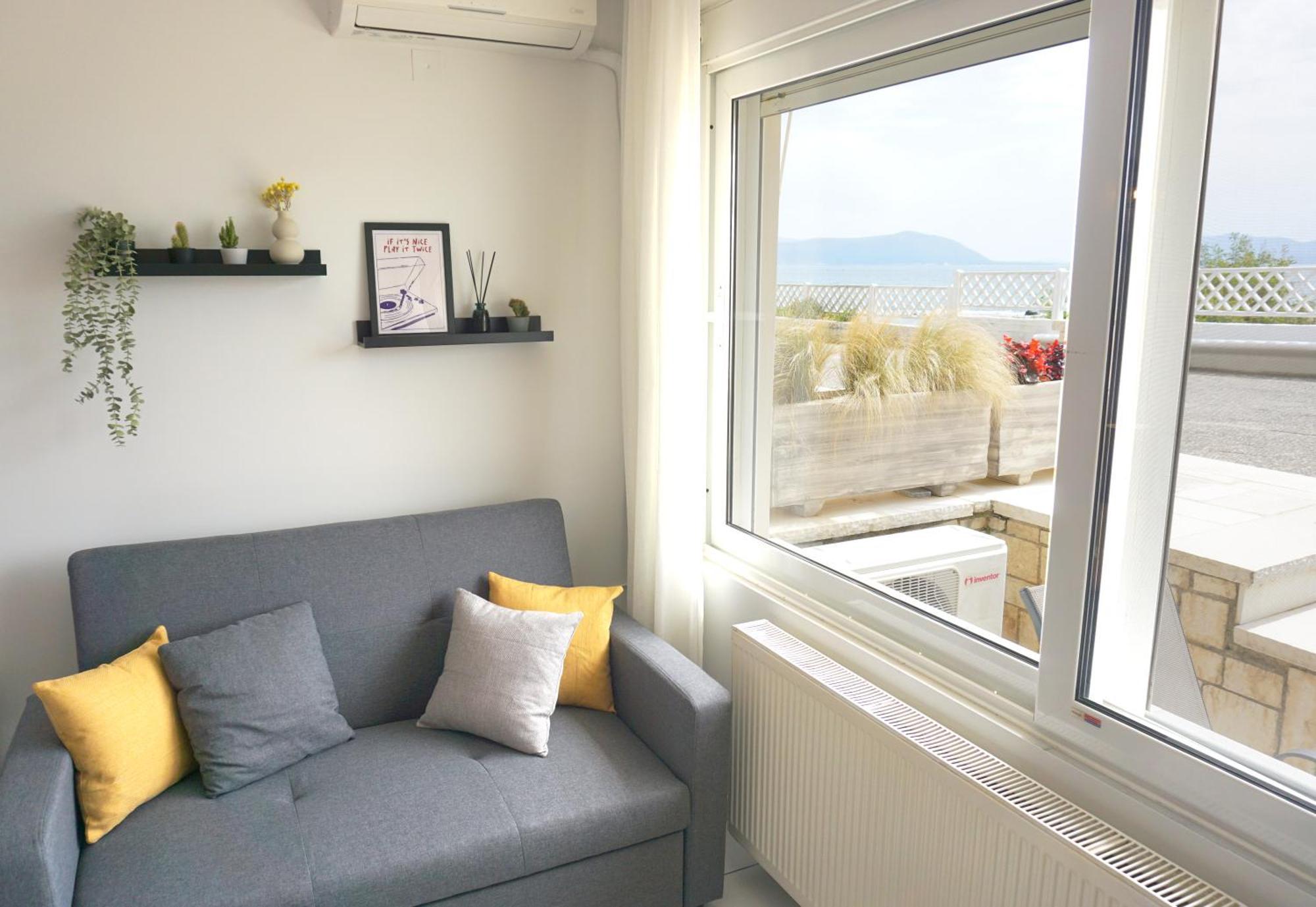 Ionian Blue Apartment *